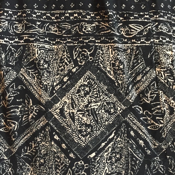 Black Floral Abstract Tunic/Dress - Picture 6 of 6